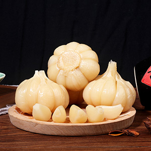 糖蒜全自動給袋機的包裝原理