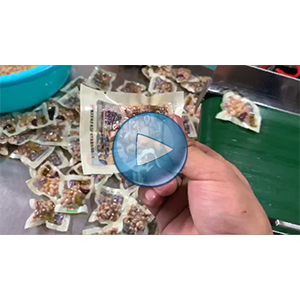 泡椒花生給袋式真空包裝機(jī)-80包/分鐘-包裝生產(chǎn)線視頻