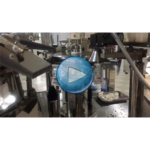 秋刀魚給袋式真空包裝機(jī)-包裝生產(chǎn)線視頻