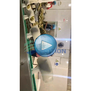 裕東自動(dòng)化魚(yú)酸菜給袋式真空包裝機(jī)視頻