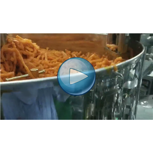 衛(wèi)龍魔芋素毛肚，給袋真空包裝一體機(jī)